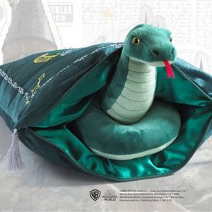 NN7043 Peluche et coussin de la Maison de Serpentard Harry Potter 2