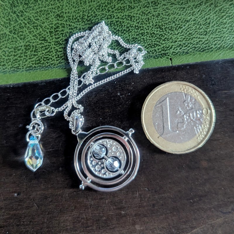 collier retourneur de temps avec cristaux et argent sterling the carat shop