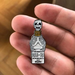 Pins Skele gro 2 ok
