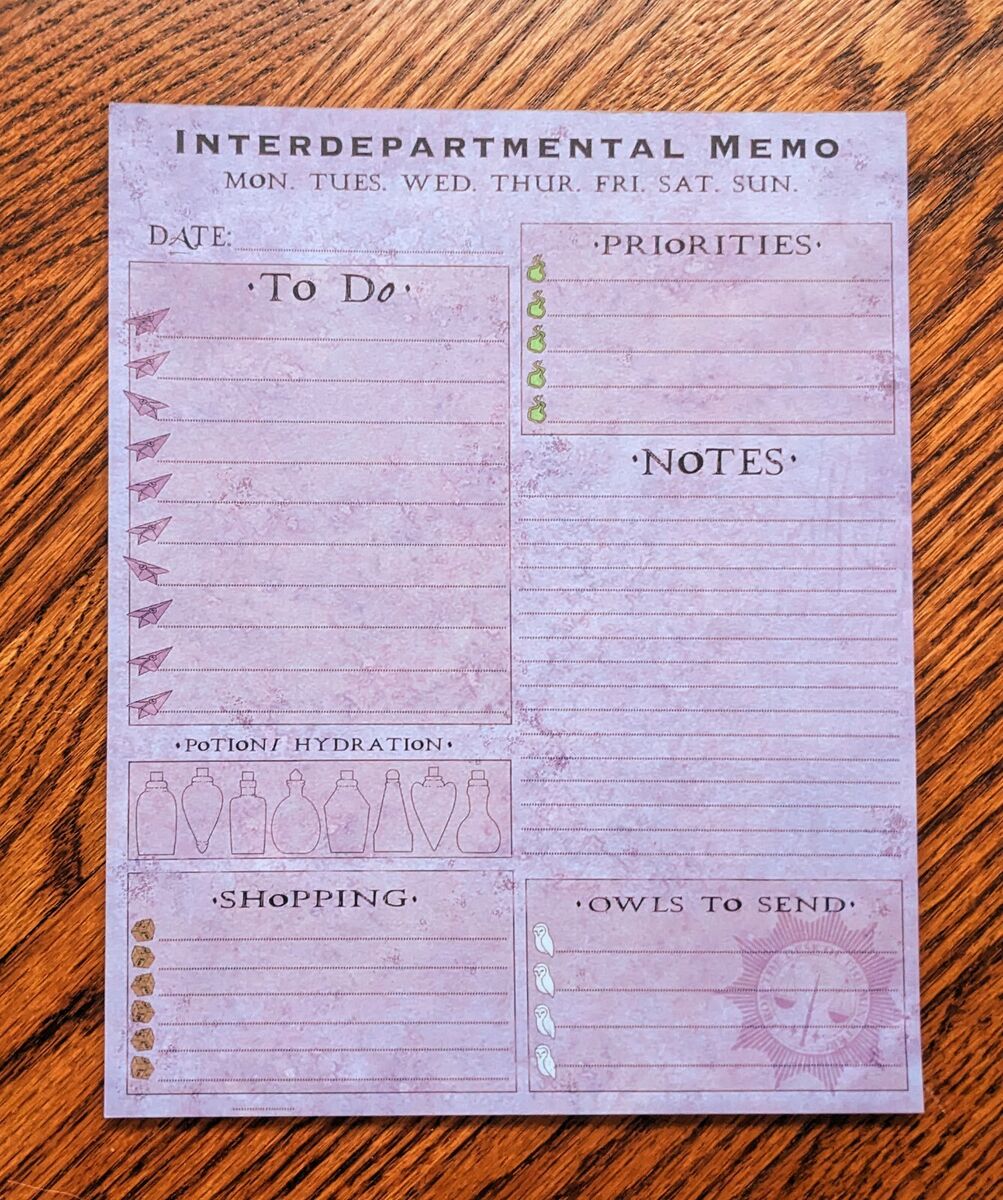 Bloc Notes du Ministere de la Magie The Wizarding Trunk 1