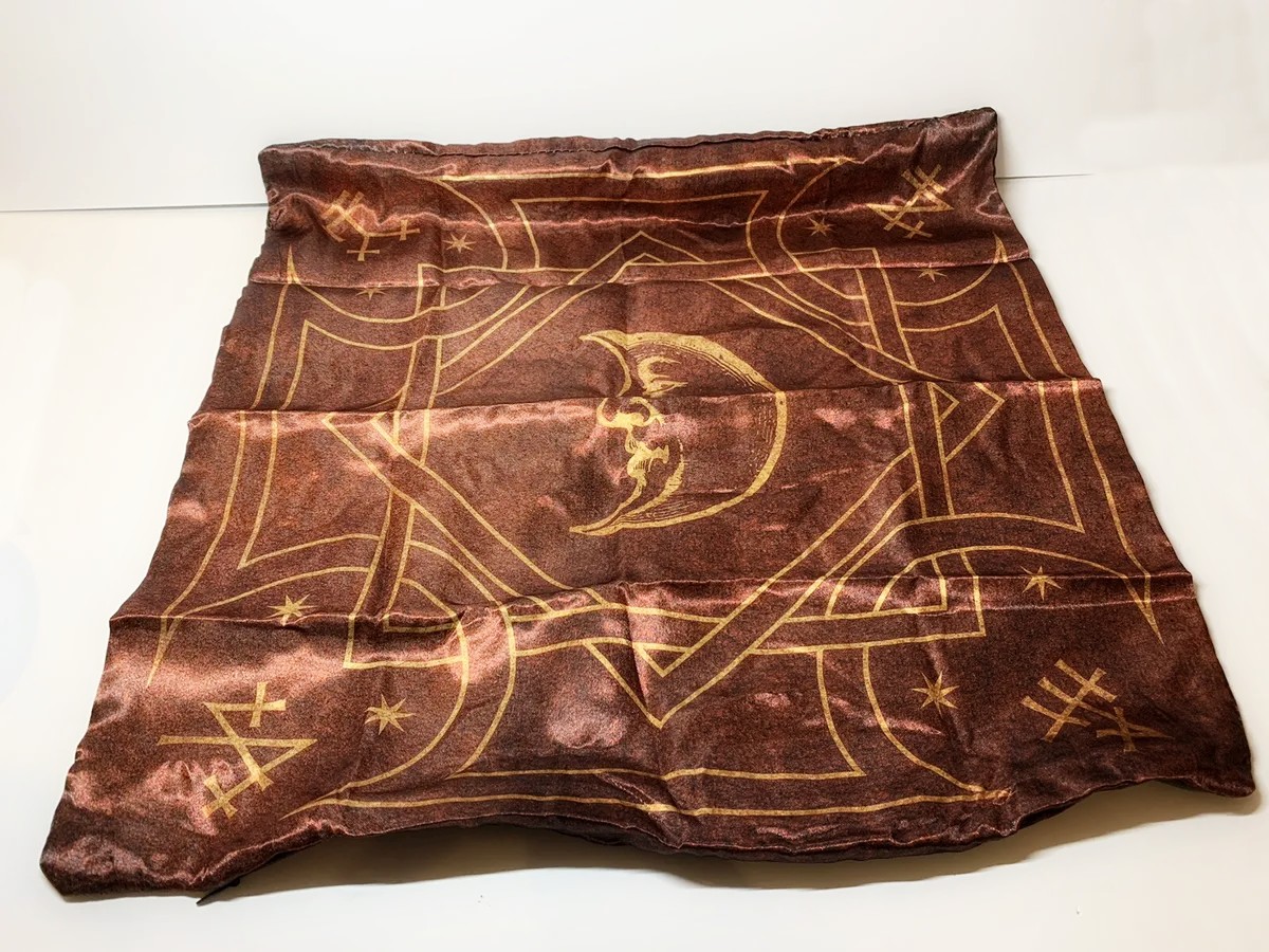 Housse de Coussin du Bureau du Directeur The Wizarding Trunk 1