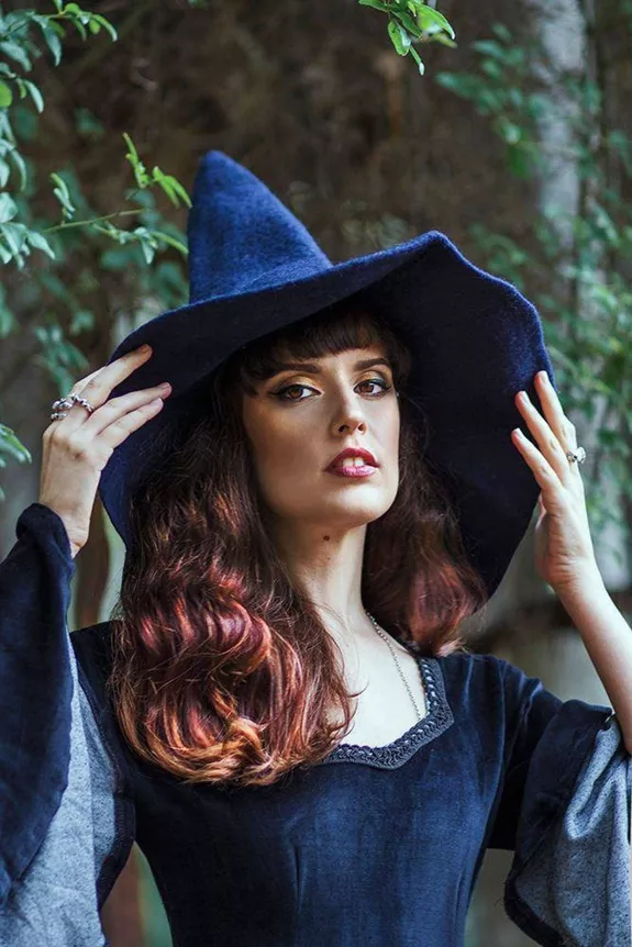 Chapeau de Sorciere Bleu Costurero Real 1