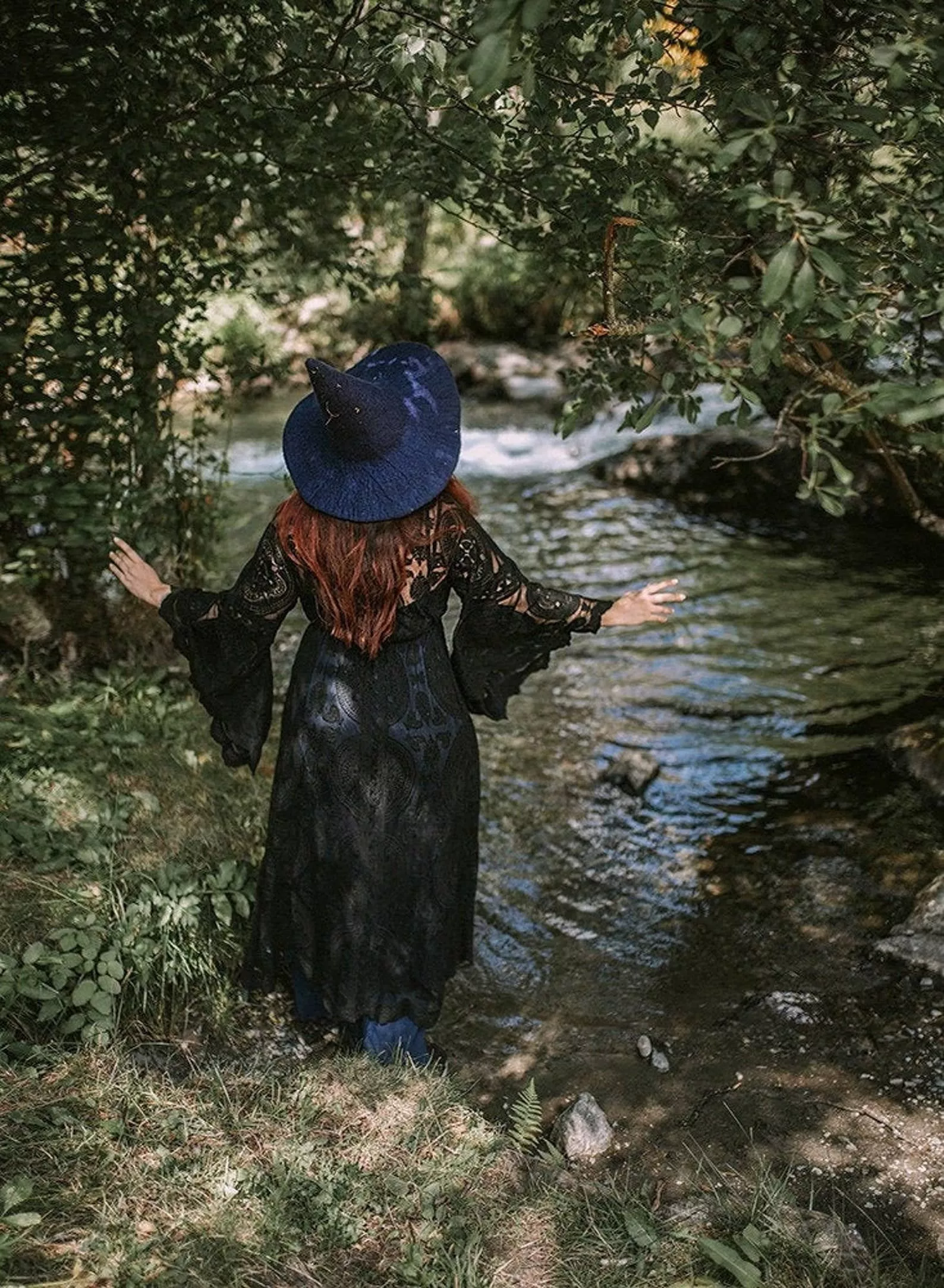 Chapeau de Sorciere Bleu Costurero Real 4