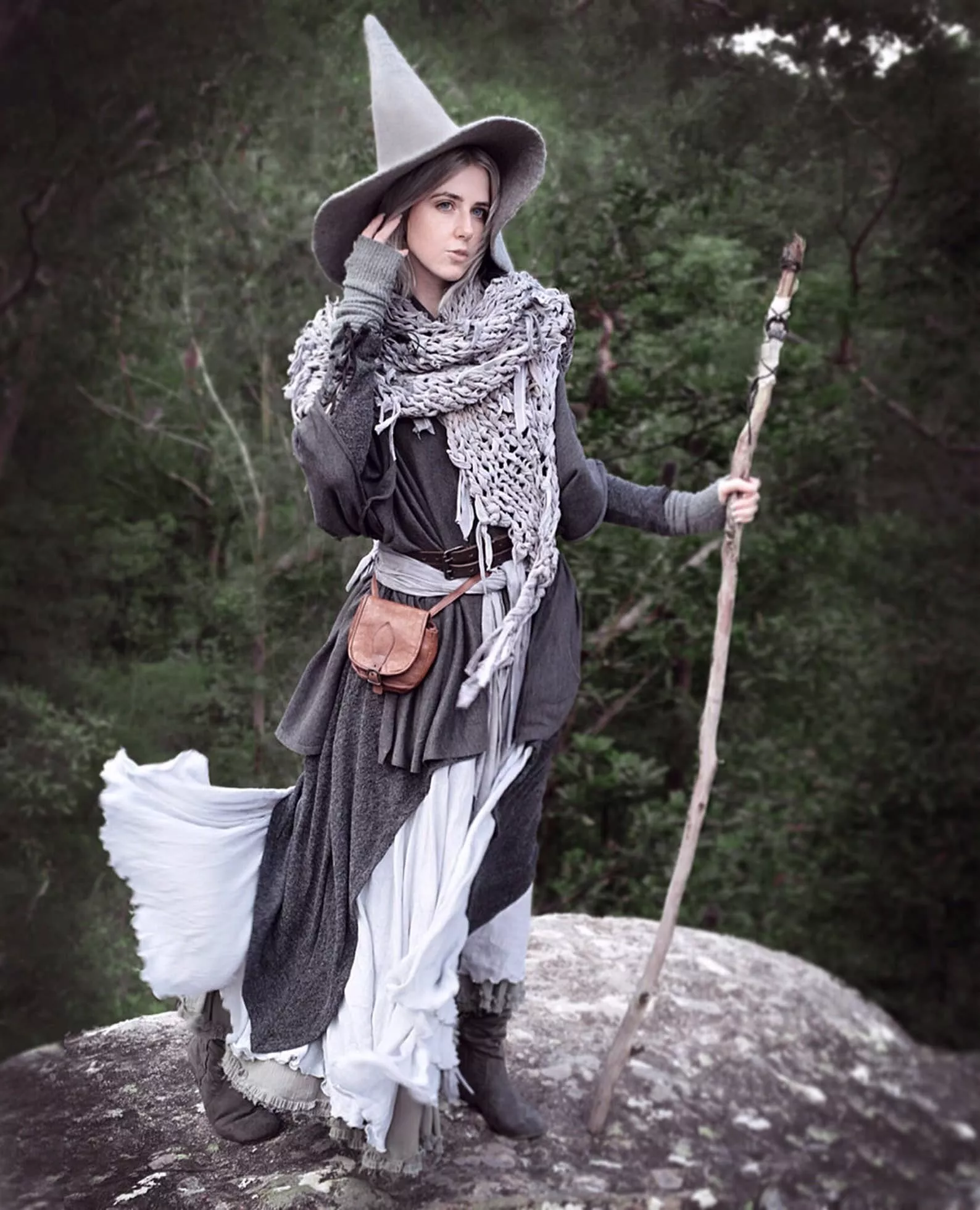 Chapeau de Sorciere Gris Costurero Real 3