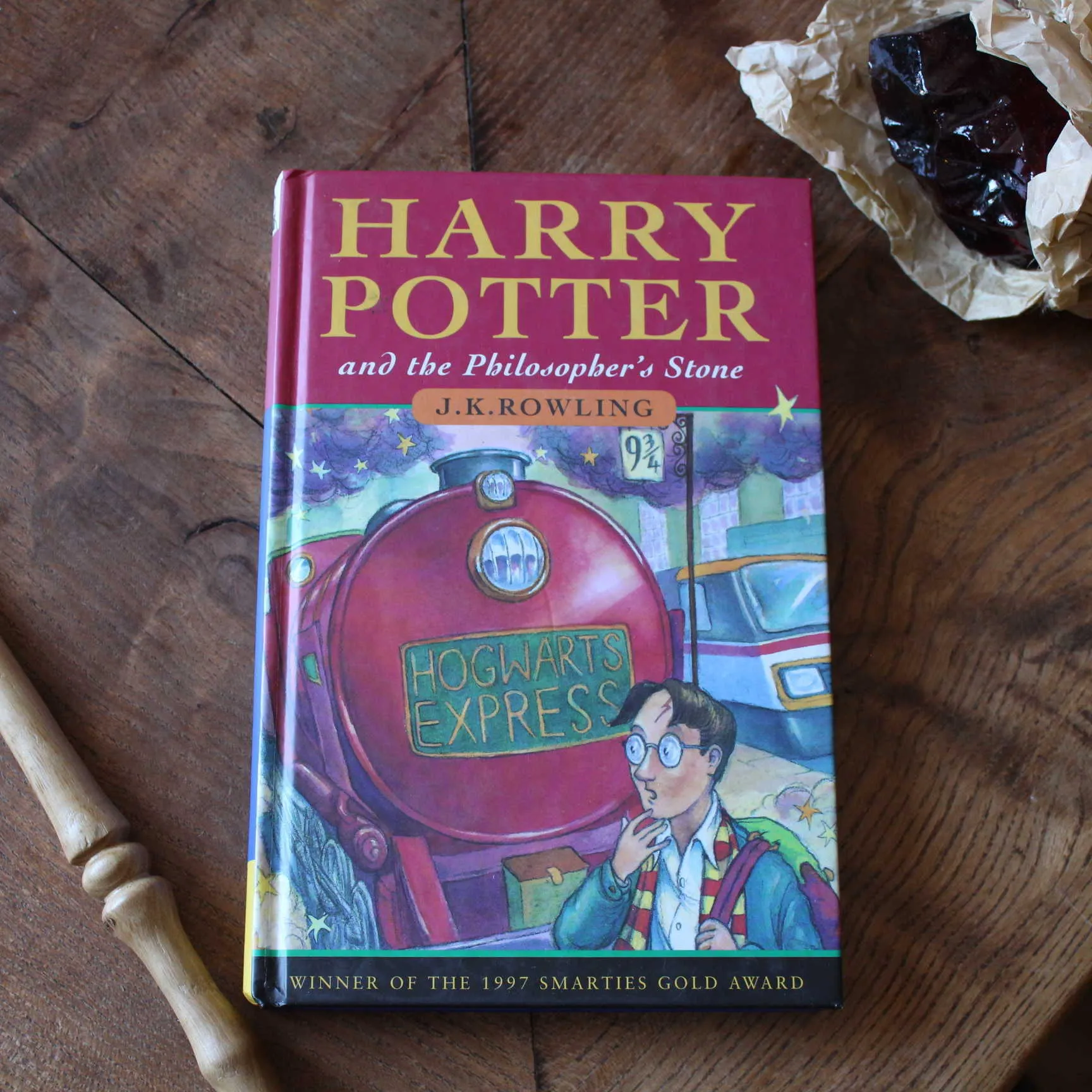 T1 HB1 E4 Harry Potter and the Philosopher's Stone Hardcover Ted Smart (2)