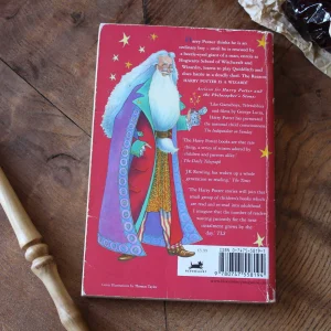 T1 PB7 E3 Harry Potter and the Philosopher's Stone Paperback Bloomsbury 2001 (4)