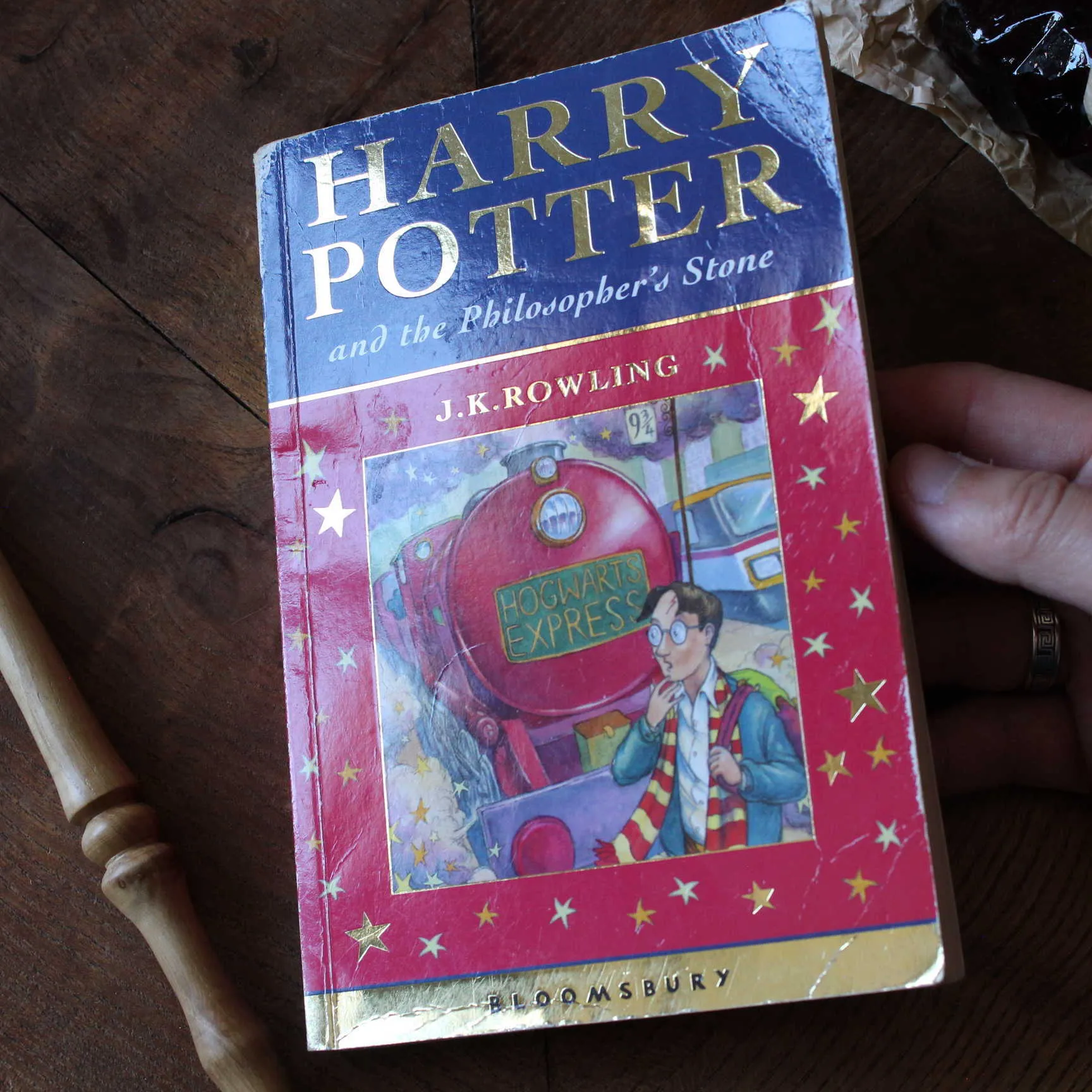 T1 PB8 1st Harry Potter and the Philosopher's Stone Paperback Bloomsbury 2001 (3)
