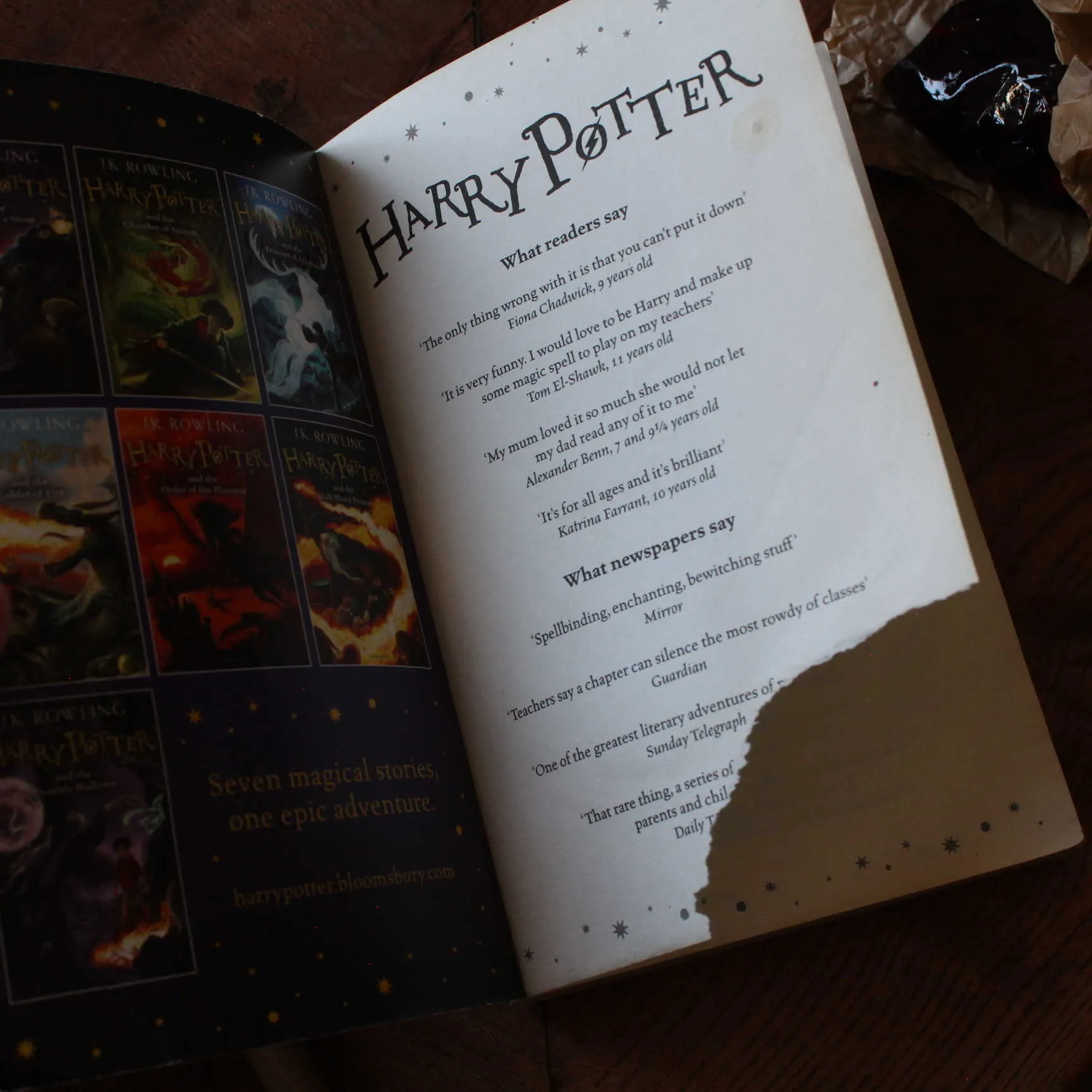 T1 PB9 E25 Harry Potter and the Philosopher's Stone Paperback Bloomsbury 2014 (6)