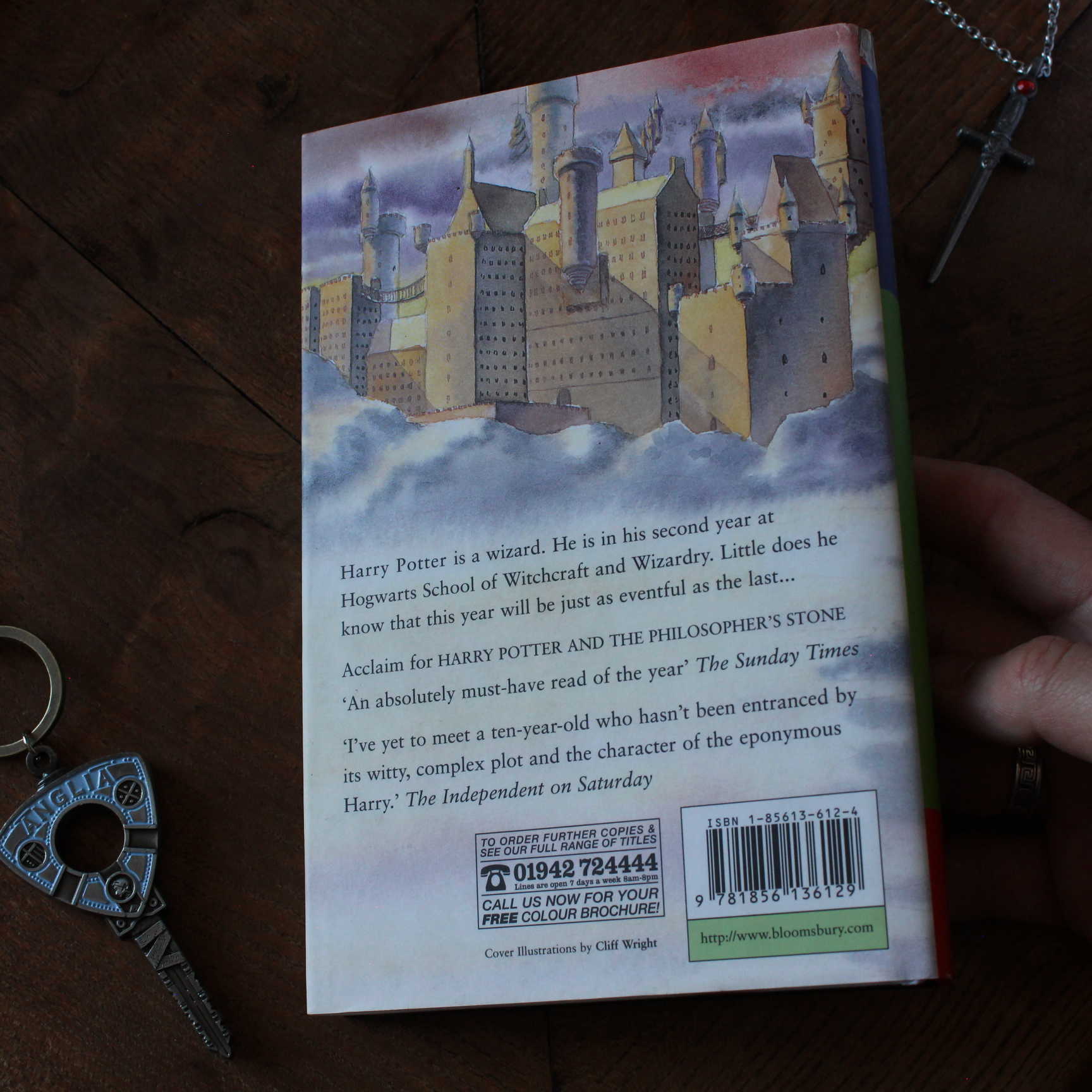 T2 HB2 E2 Harry Potter and the Chamber of Secrets Hardcover Ted Smart (5)