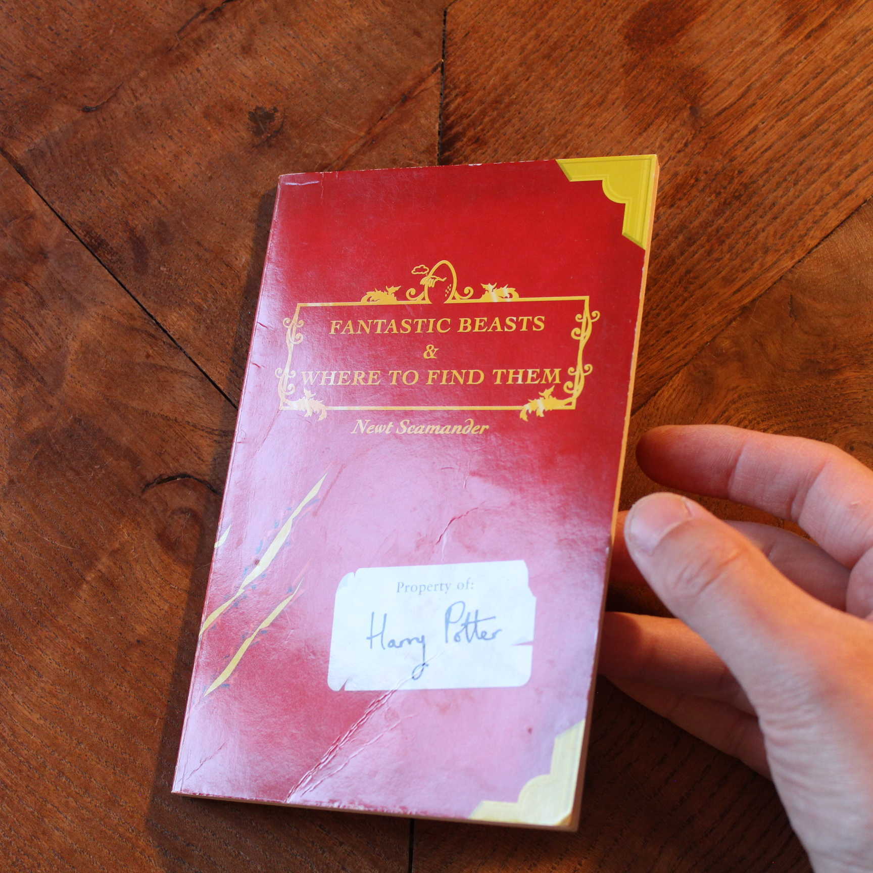 livre harry potter the tales of beedle the bard 1st edition (copie)