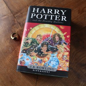 livre harry potter and the deathly hallows bloomsbury 1st edition 4