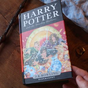 livre harry potter and the deathly hallows bloomsbury 1st edition 2