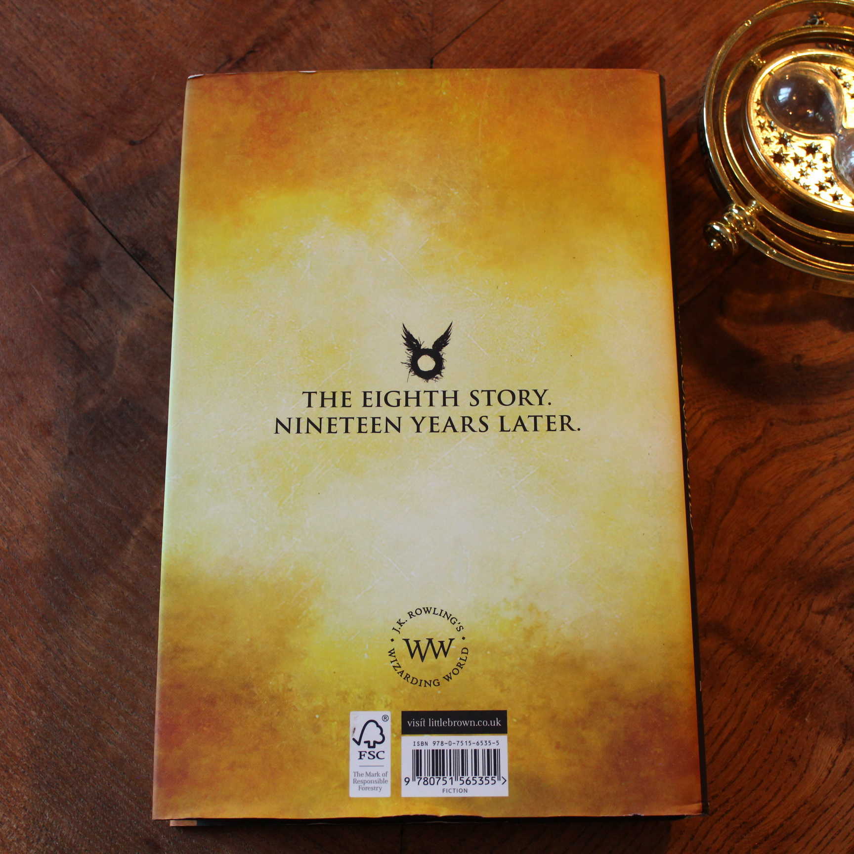 livre harry potter and the cursed child hardback 3 (copie)