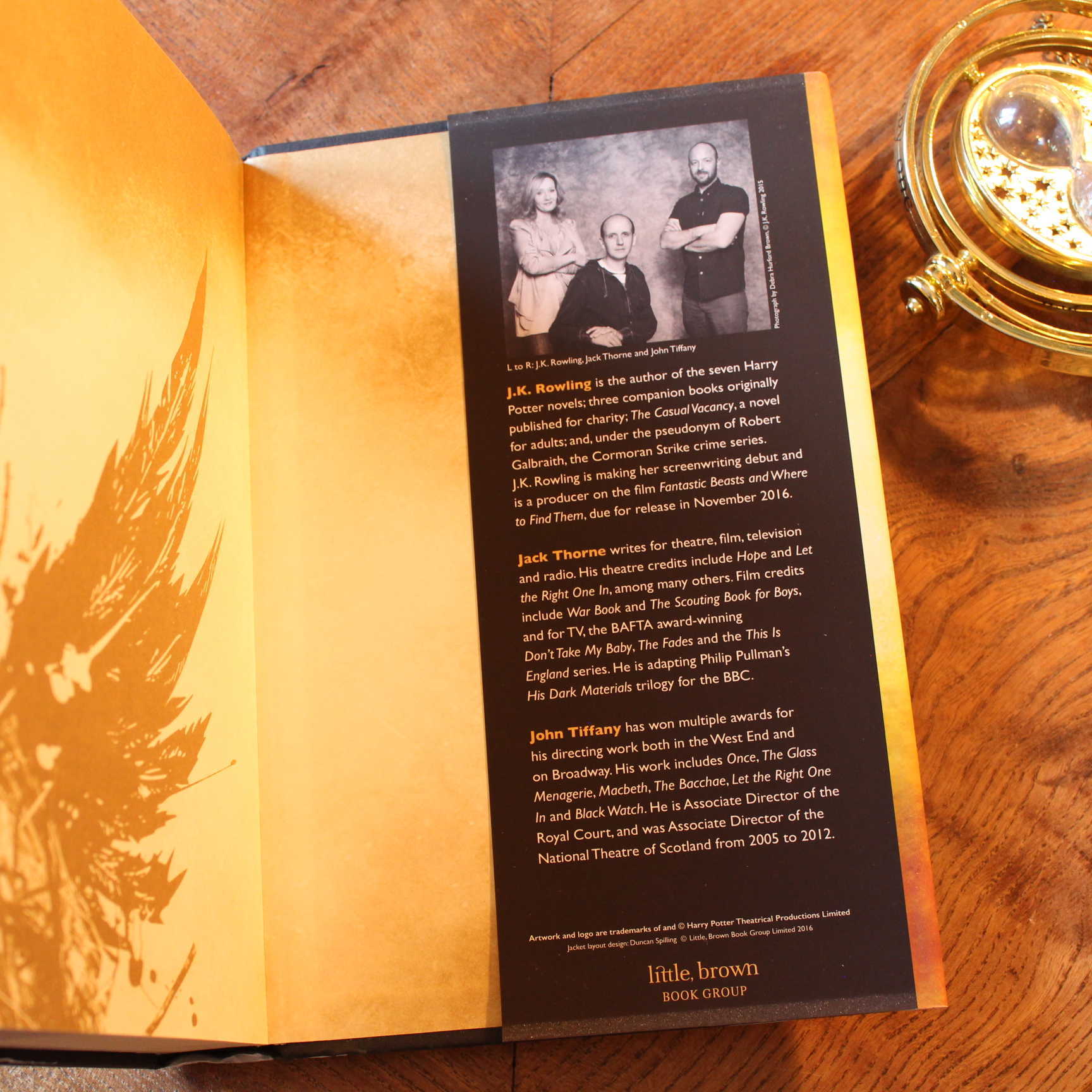 livre harry potter and the cursed child hardback 3 (copie)