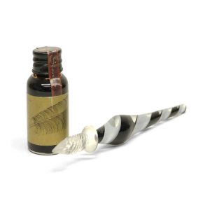plume d'ecriture ou de calligraphie en verre noir authentic models