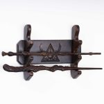 Support de baguette mural HandicraftViet 1 support mural en bois pour 3 baguettes magiques handicraftviet