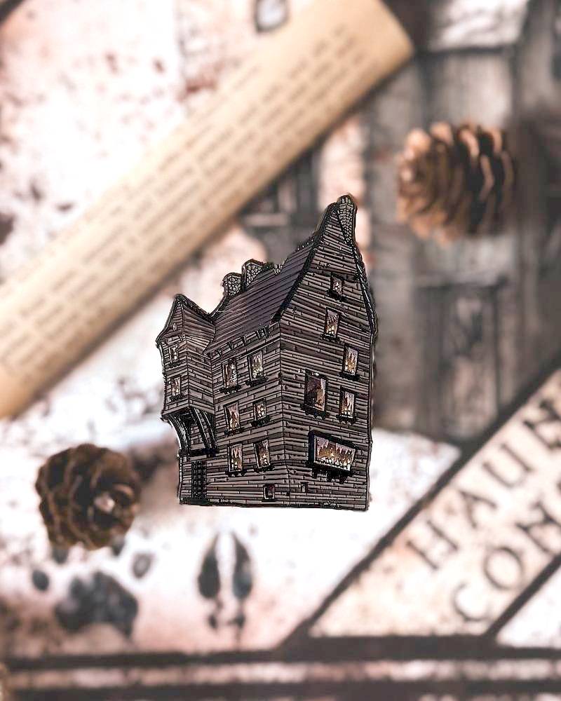 pin's de la cabane hurlante the wizarding trunk