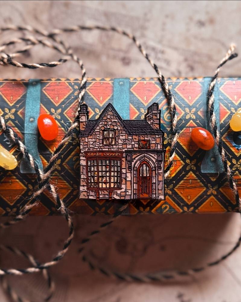 pin's salon de thé the wizarding trunk (copie)