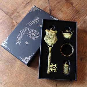 clé du pub the copper kettle the wizarding trunk