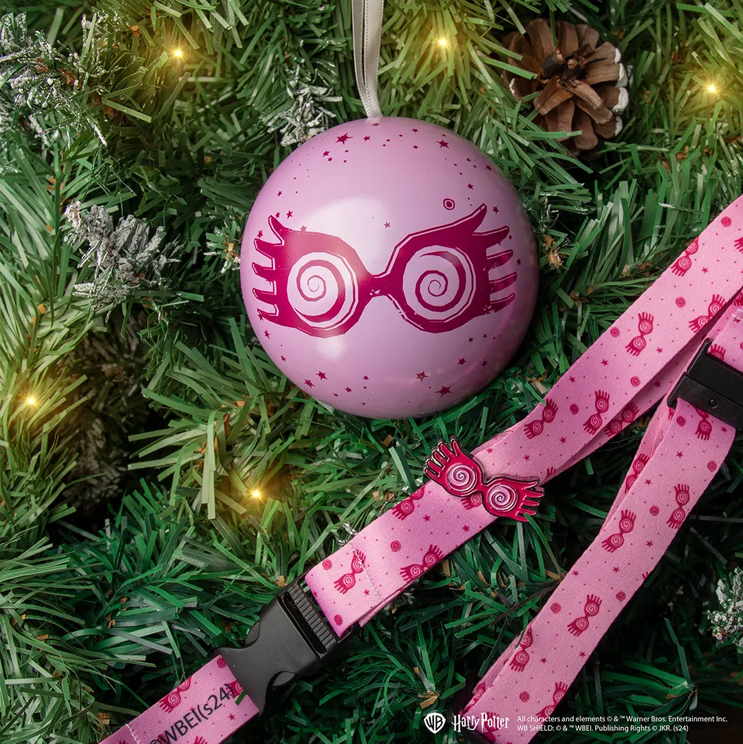 boule de noël chocogrenouille avec lanière et pin's