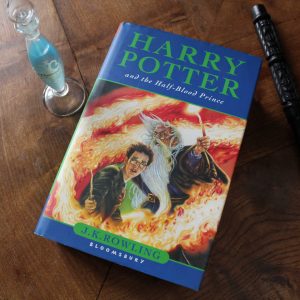 livre harry potter and the deathly hallows bloomsbury 1st edition 2 (copie)