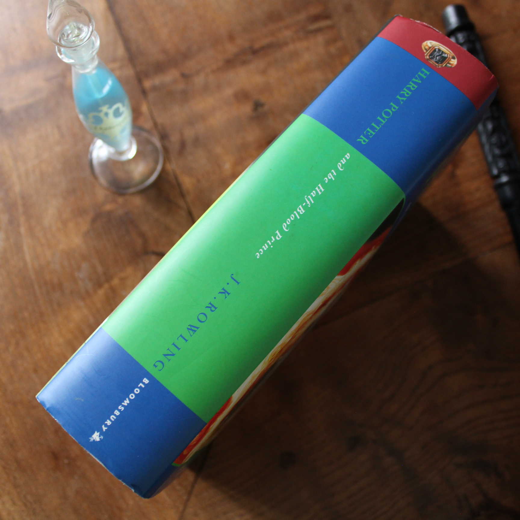 livre harry potter and the deathly hallows bloomsbury 1st edition 2 (copie)