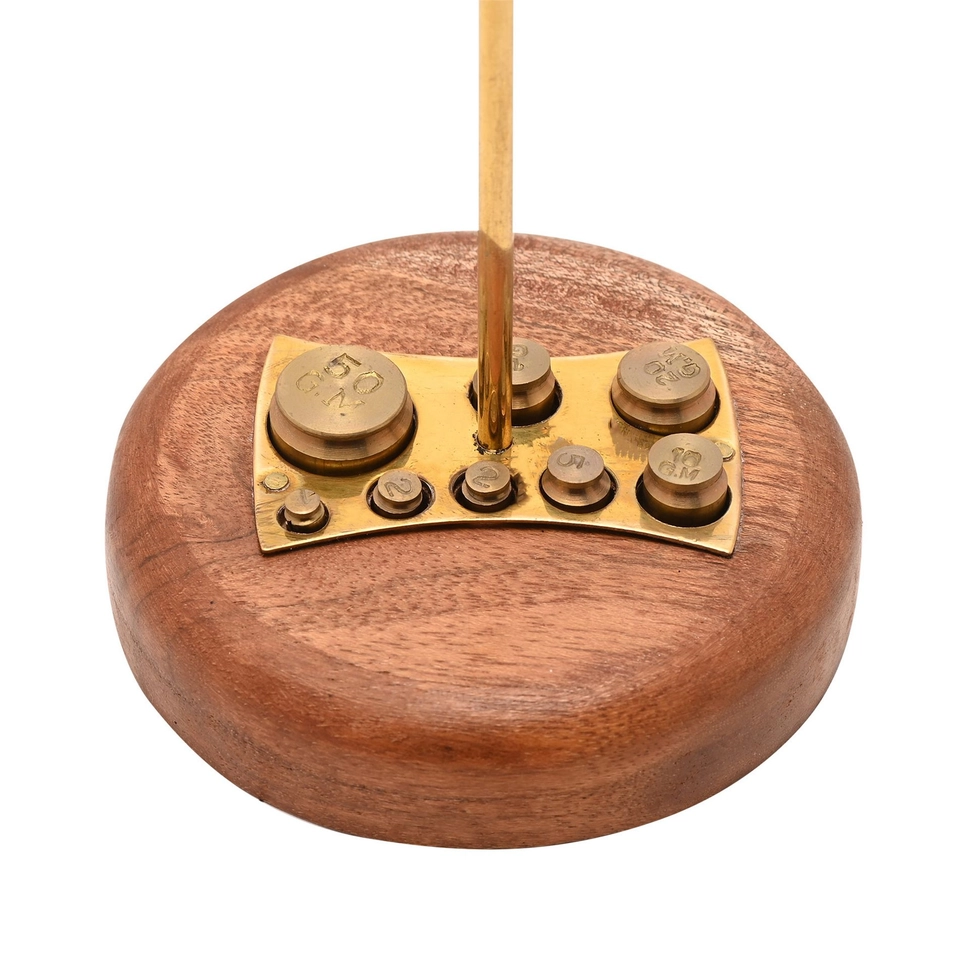balance d’apothicaire en laiton – accessoire de bureau & cabinet de potions