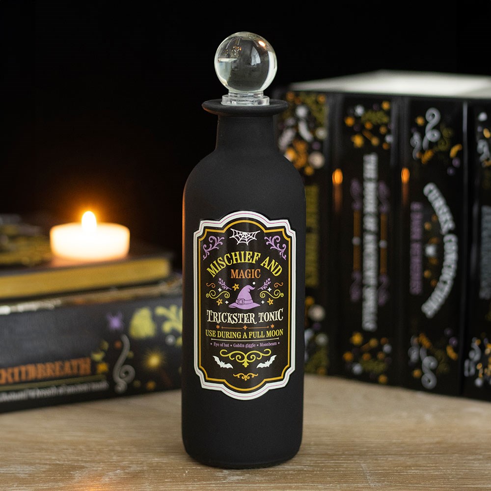 bouteille de potion en verre décorative espièglerie et magie something different