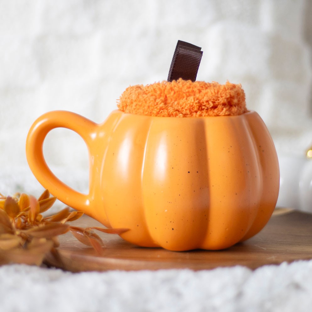 ensemble tasse et chaussettes cinnamon roll something different (copie)